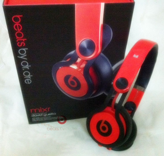 beats mixr black and red