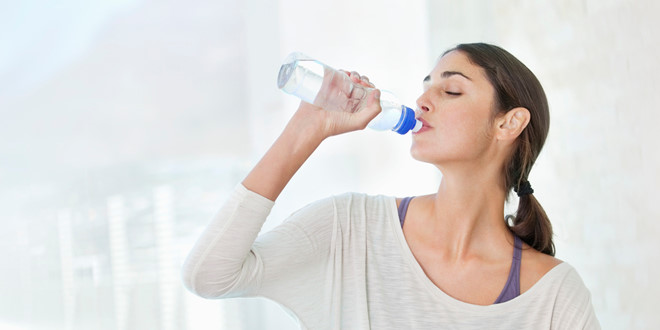 Uống nhiều nước rất tốt cho trí nhớ và sức khỏe