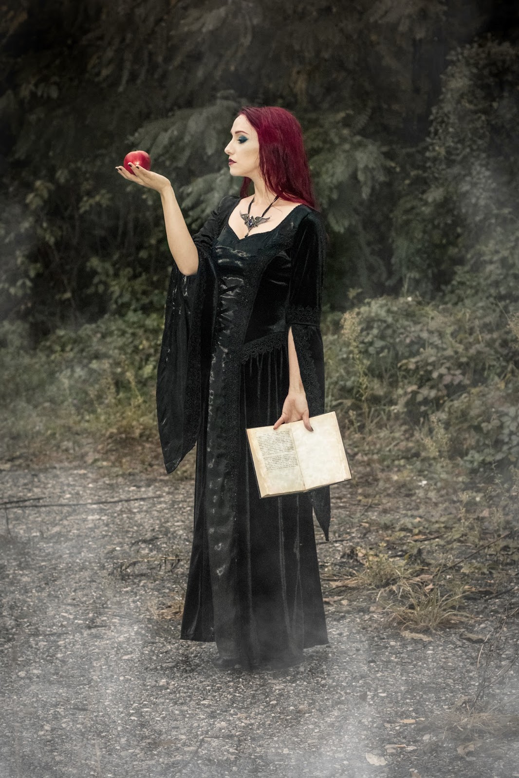 Attic of Mrs. V: The Medieval Sorceress