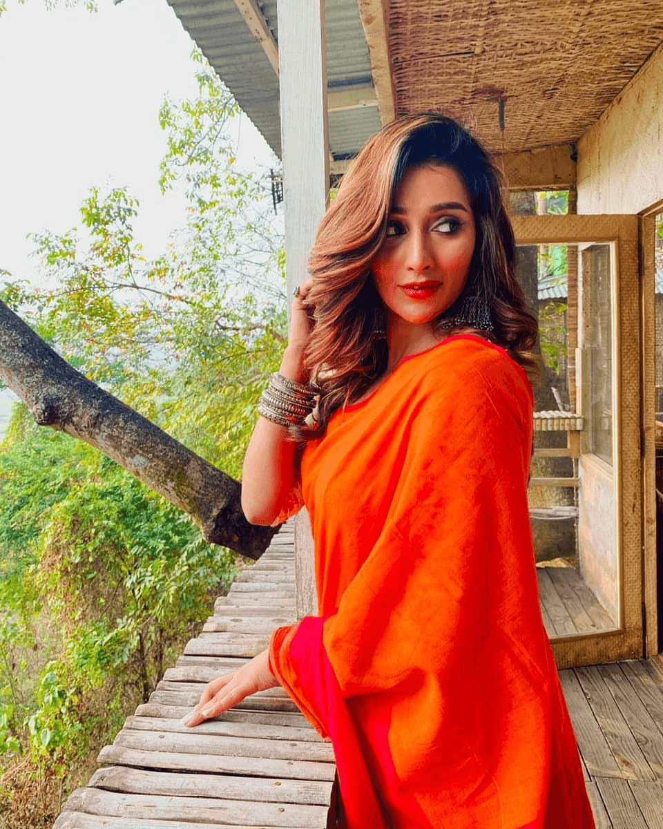 SAYANTIKA BANERJEE : Hottest Bengali Actresses