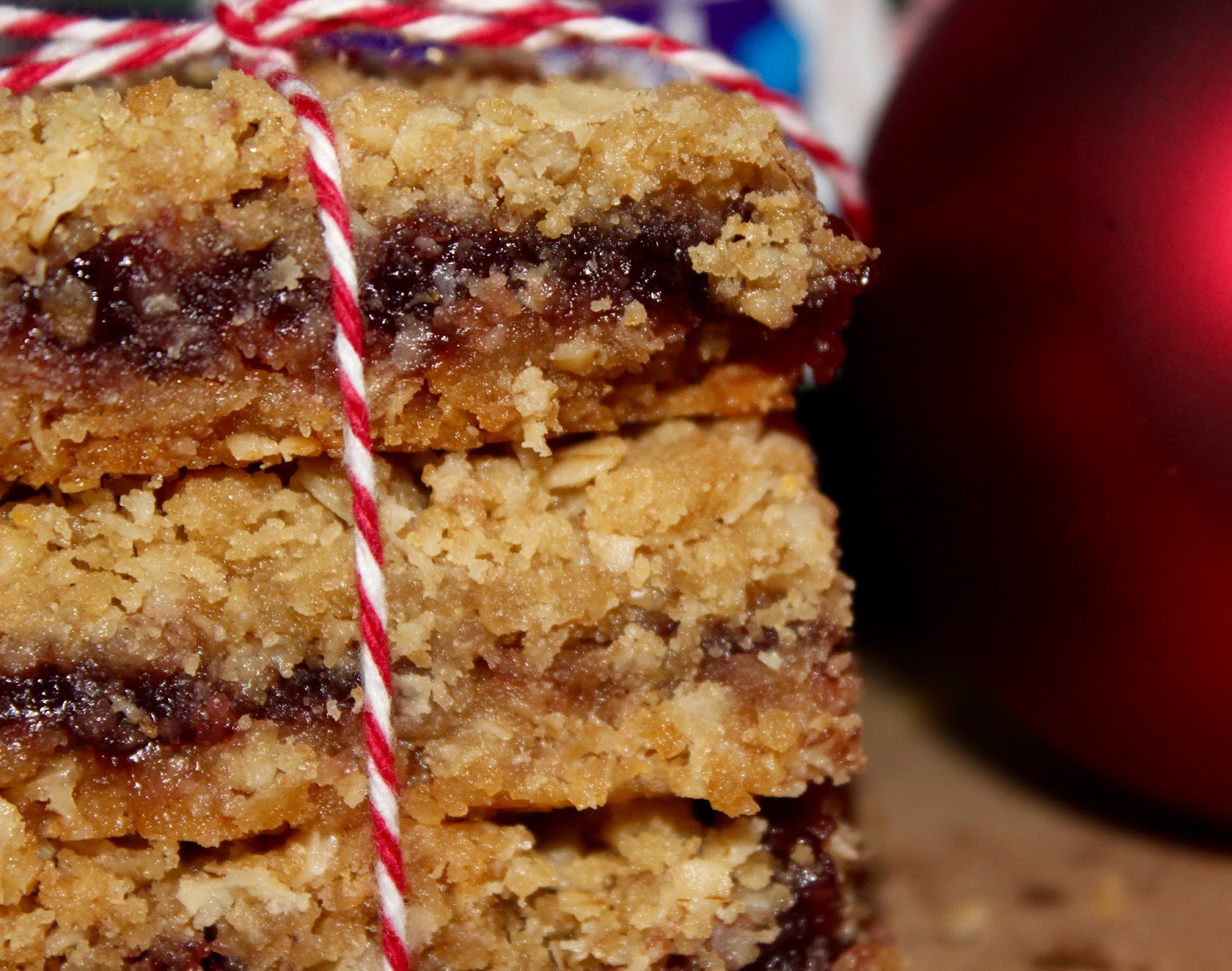 Living on Cloud Nine GRAPE JAM OATMEAL BARS
