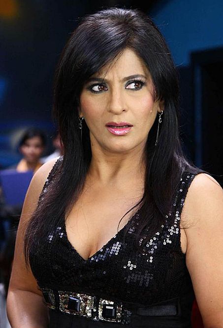 453px x 664px - Bollywood Stars - Female: Archana Puran Singh