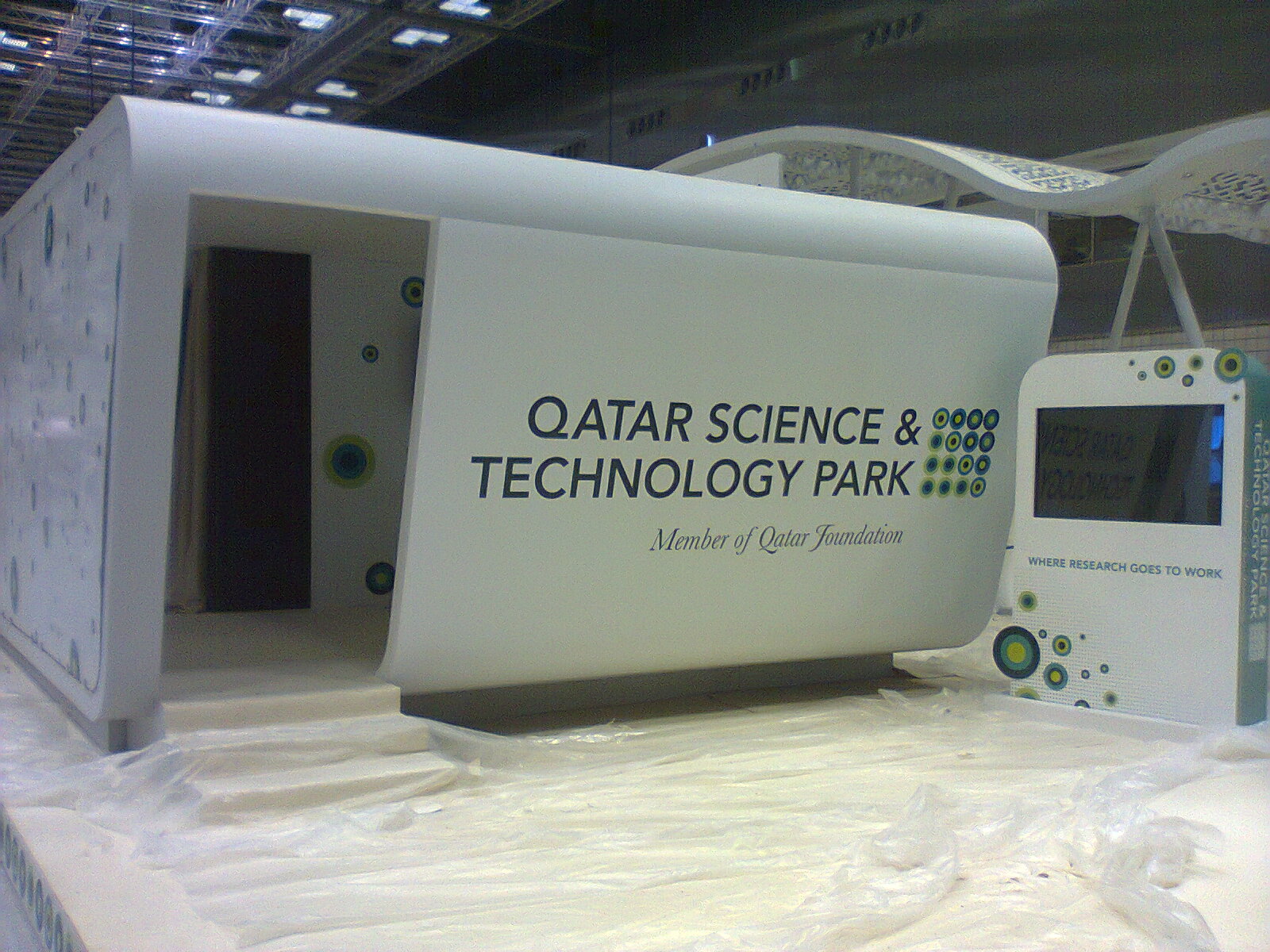 Top Printers QSTP STAND Qatar Foundation