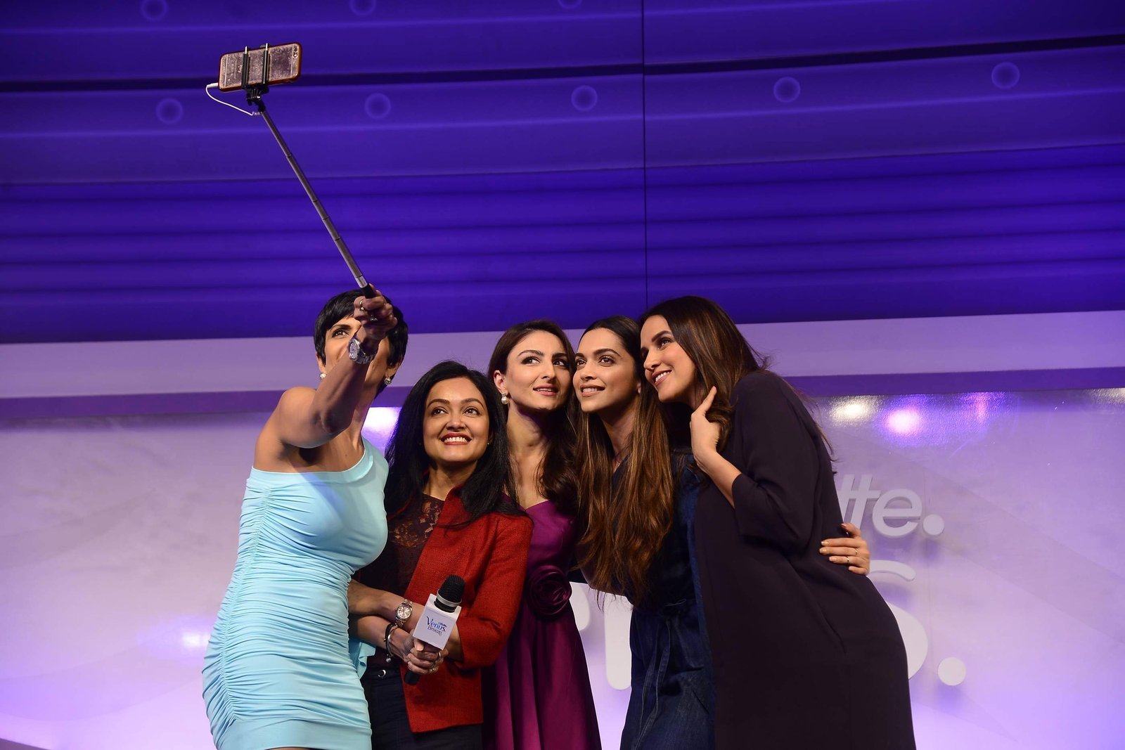 Deepika Padukone, Soha Ali Khan, Neha Dhupia Put Their Sexy Legs On Show At The launch of Gillette Venus Breeze, in Mumbai
