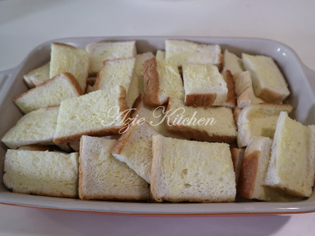 Puding Roti Mentega  Dengan Gula Hangus Yang Sedap