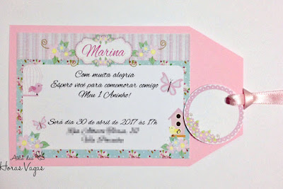 convite de aniversário infantil artesanal personalizado jardim encantado envelope tag floral rosa e azul vintage provençal menina 1 aninho festa jardim encantado delicado