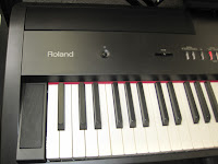 REVIEW - Roland FP80 Digital Piano - Portable & Powerful