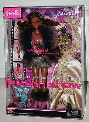 El rincón de mis muñecas: Barbie Christie Fashion Show,Rapunzel mini