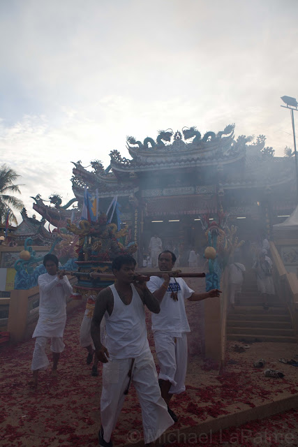 Mah Song - Phuket Vegetarian Festival 2012  © Michael LaPalme