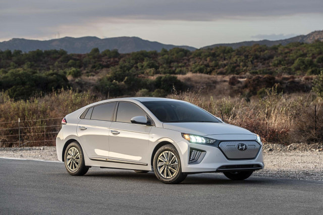 2020 Hyundai Ioniq Review