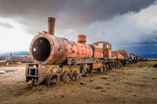 Uyuni's train cemetery