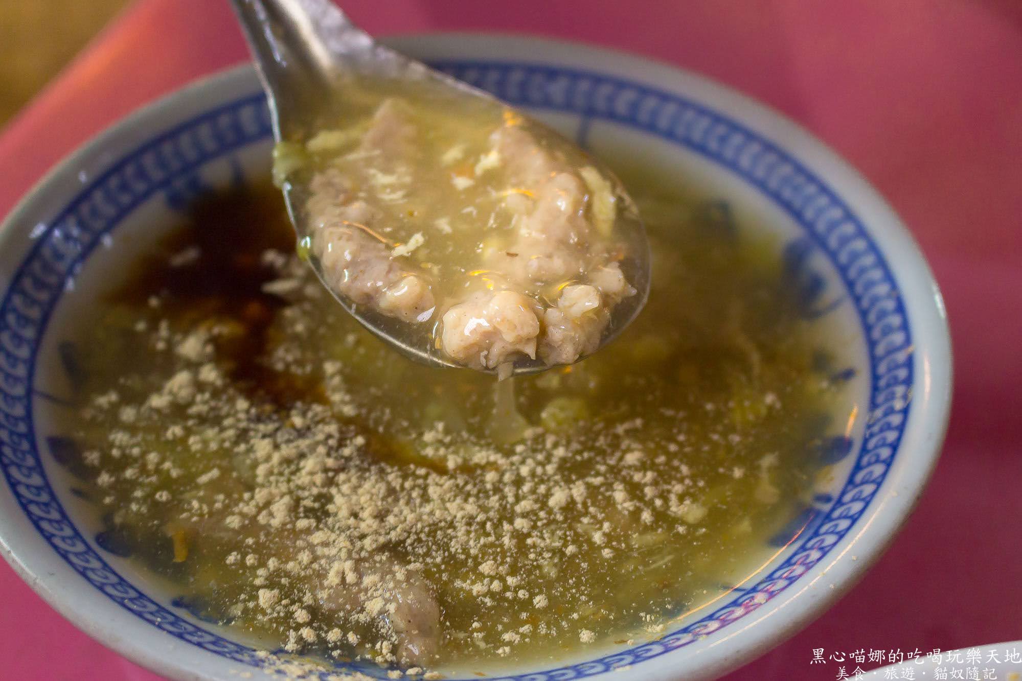 高雄苓雅︱光華夜市香菇肉燥飯　每個人心中都有一碗第一名的肉臊飯，我愛的是這家，你呢？