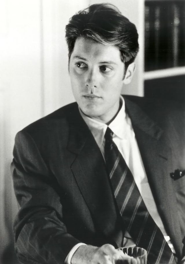 32 Fabulous Portrait Photos of a Young and Handsome James Spader