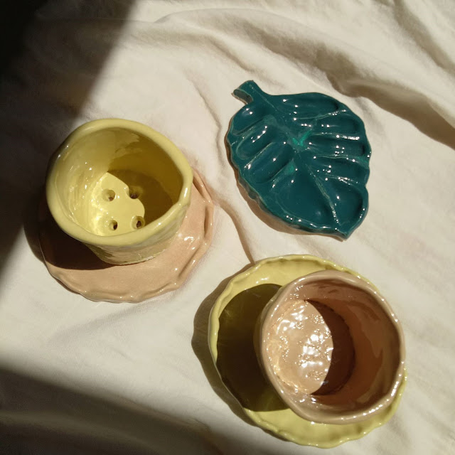 Hand building pottery with Kibo Studio