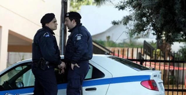 Οικογενειακή τραγωδία: Εκανε τα αδερφάκια μου να υποφέρουν φρικτά - Ηταν θέμα χρόνου να τον σκοτώσω Οικογενειακή τραγωδία: Εκανε τα αδερφάκια μου να υποφέρουν φρικτά - Ηταν θέμα χρόνου να τον σκοτώσω