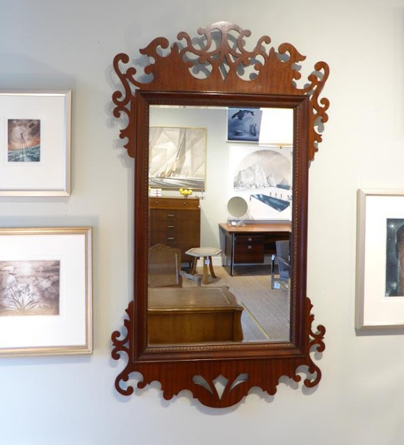 MICHAEL THOMAS Baker Furniture Chippendale Style Mirror