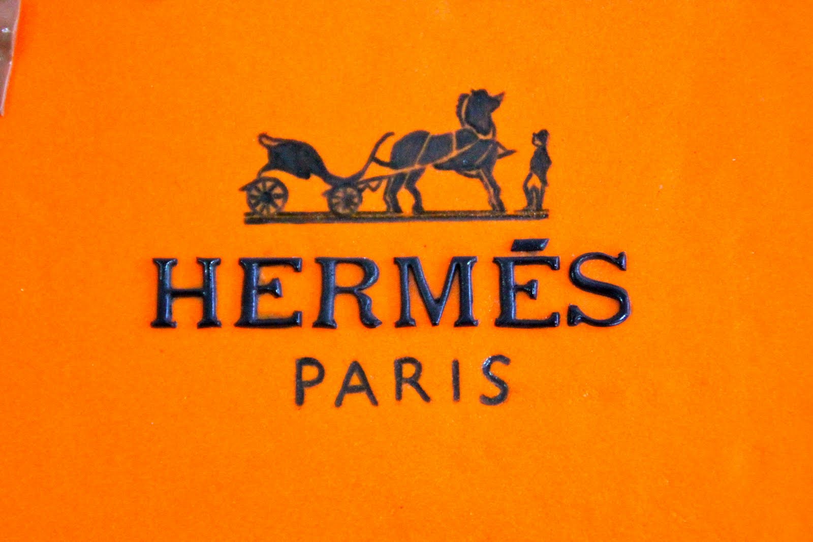 Celebrate with Cake!: Hermes Box Cake
