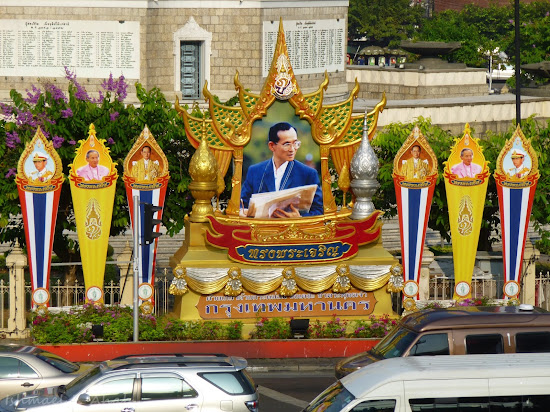 Poster of King Rama IX at Victory Monument, Bangkok