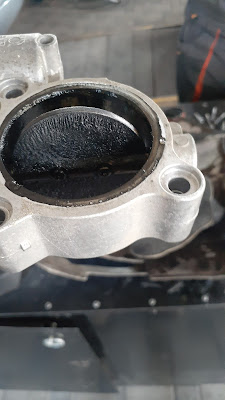 BMW грязная дроссельная заслонка BMW грязная дроссельная заслонка