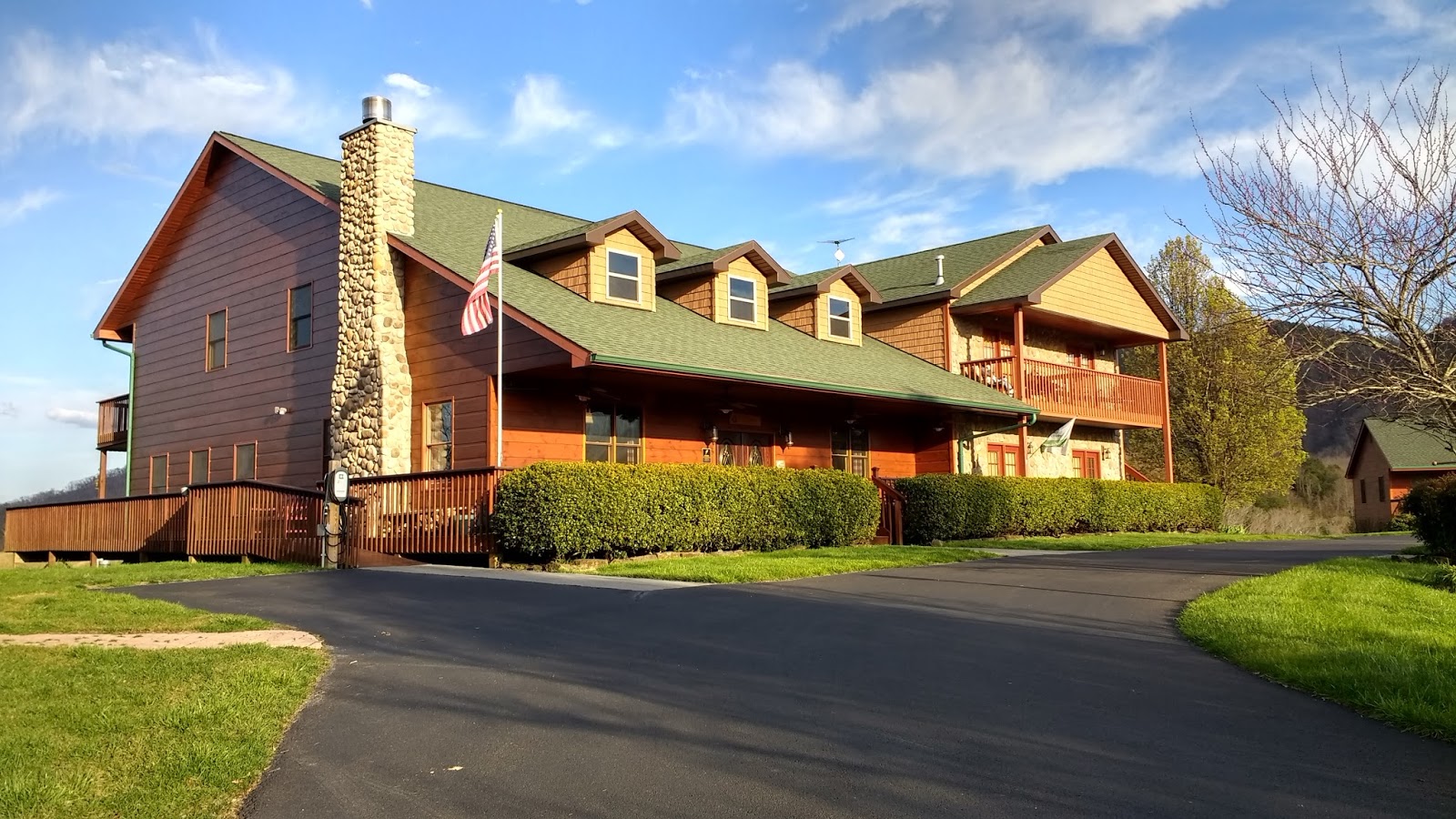 Kentucky Travels Berry Springs Lodge Pigeon Tennessee