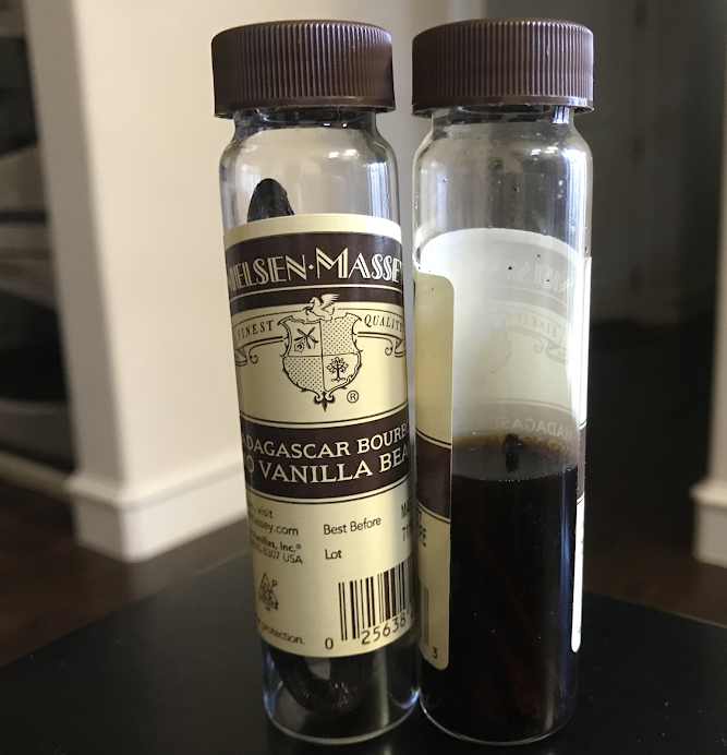 Recipe Homemade Vanilla Extract + An Explanation of the Differences