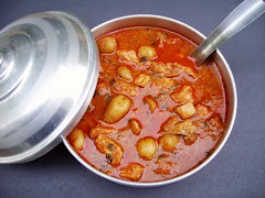 Indian Chicken Curry with fingerling Potatoes.