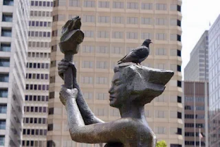 Barbary Coast Trail - Statue with Pigeon