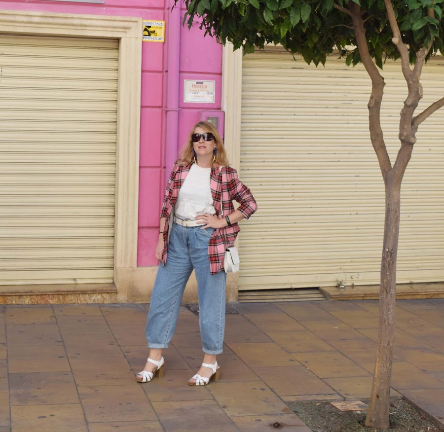 Slouchy_and_Pink_Blazer