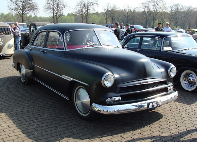 Ride And Read News By Madness Photography Onno Berserk