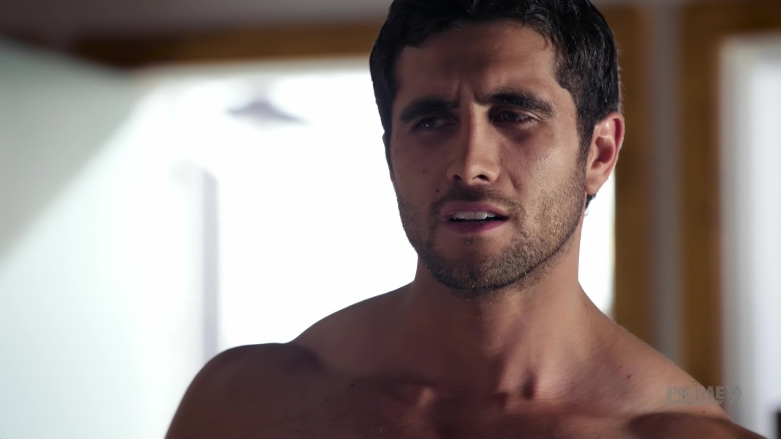 ausCAPS Ethan Browne shirtless in Home And Away ausCAPS Ethan Browne shirtless in Home And Away