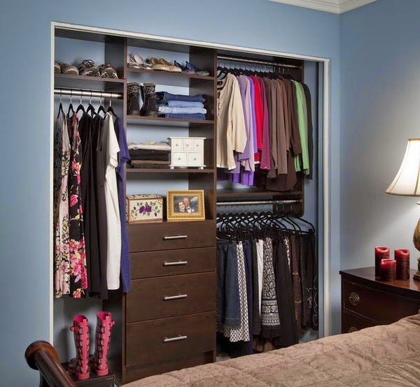 Decorative items for home of woman