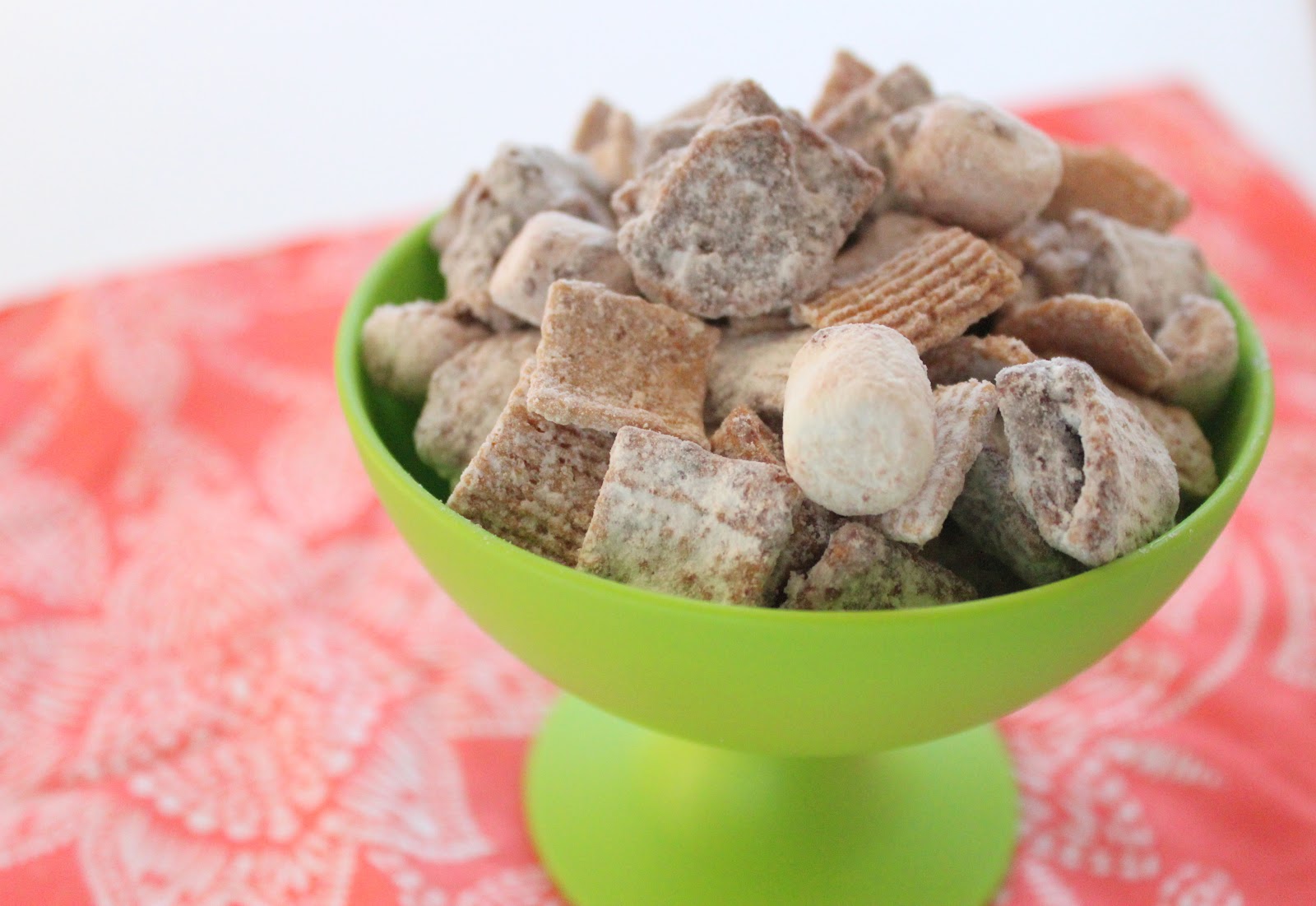 THE APRON GAL Smore's Muddy Buddies