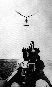 U-boat using a Focke-Achgelis Fa 330 manned rotor kite worldwartwo.filminspector.com
