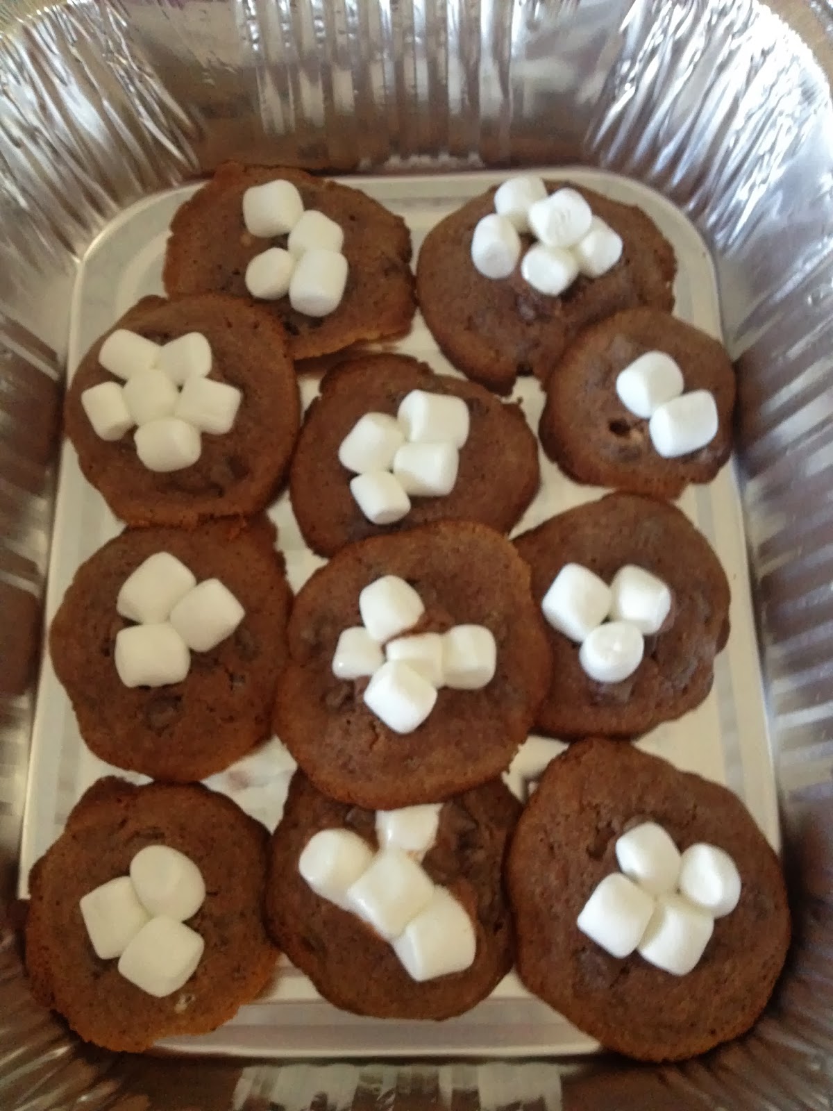 Fuller It Up: Hot Cocoa Cookies