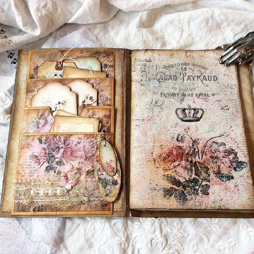 Astrid's Artistic Efforts: From freebies to downloads and a little gift