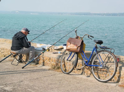 Balatoni nyugdíjas horgász