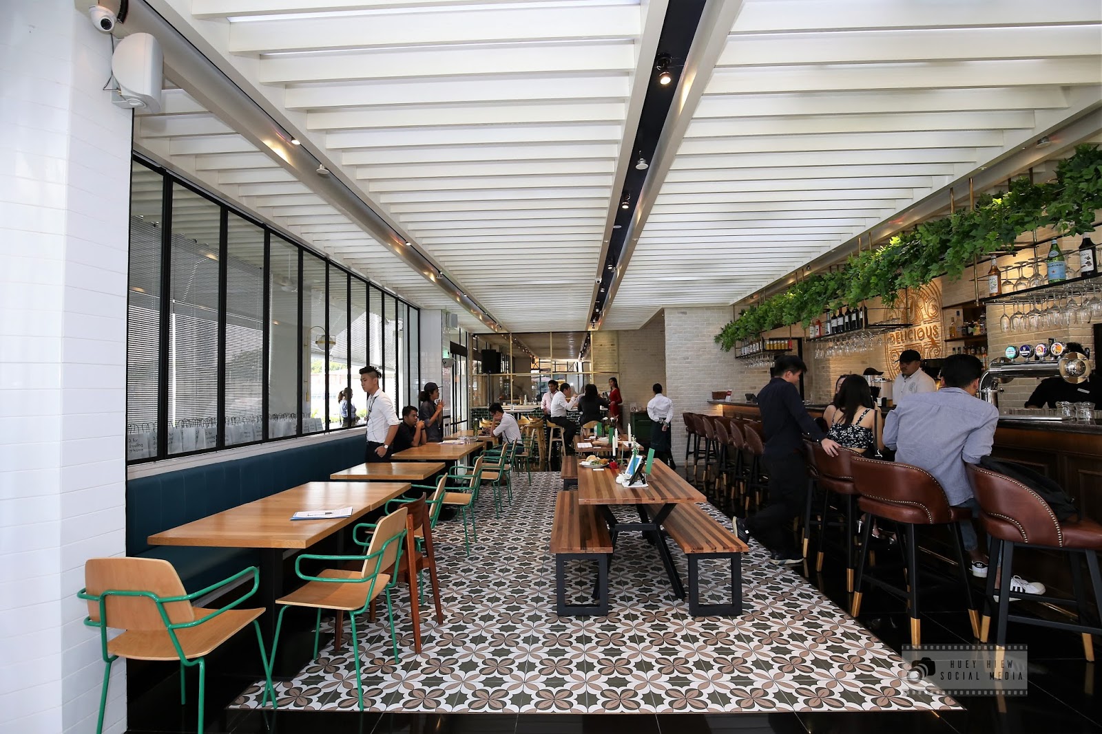 The Socialisters Huey Hiew Delicious Restaurant and Bar Bangsar