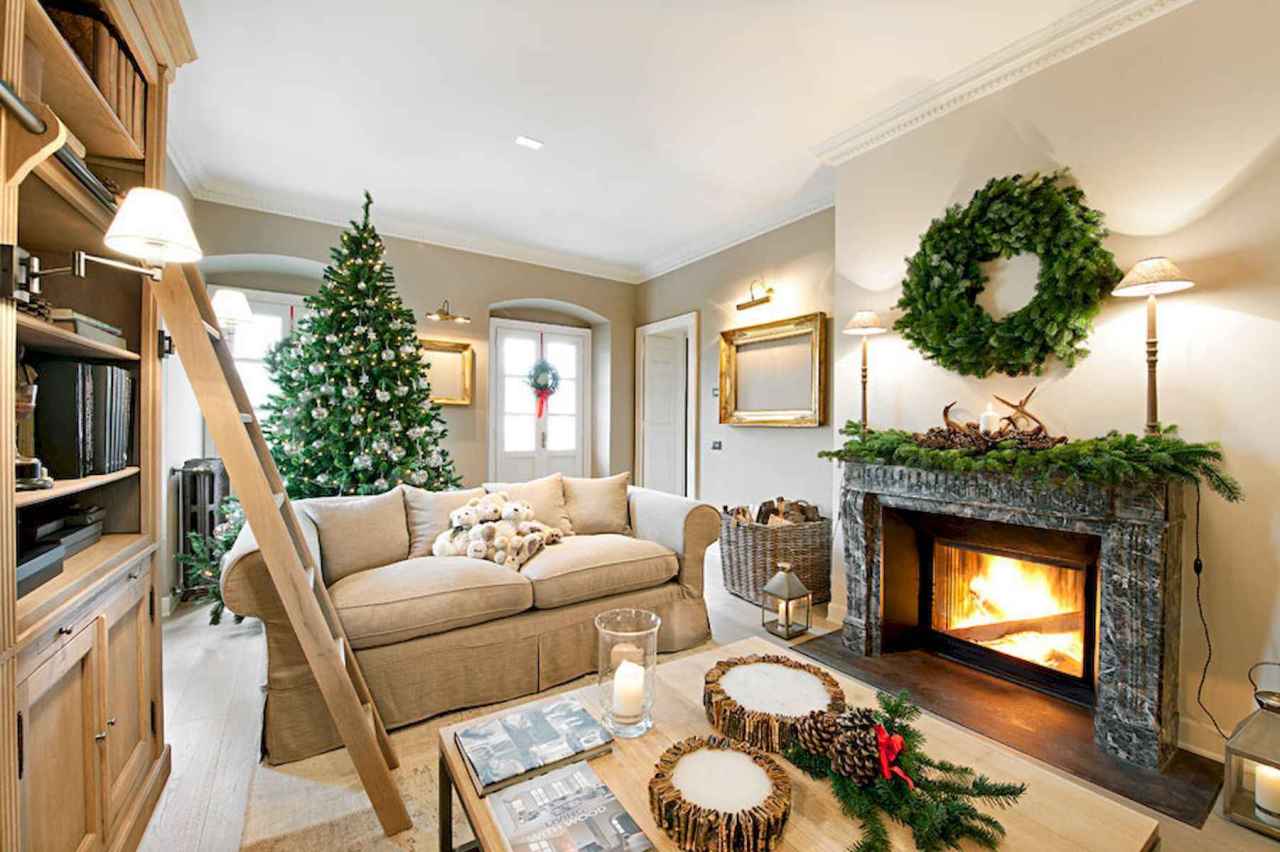 50+ Best Farmhouse Christmas Decorating Ideas And Makeover