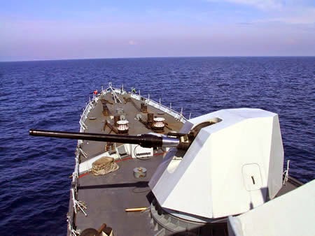 Indian%2BNavy%2Bselects%2BOTO%2BMelara%2B127%2B64%2BLW%2Bgun%2B1.jpg