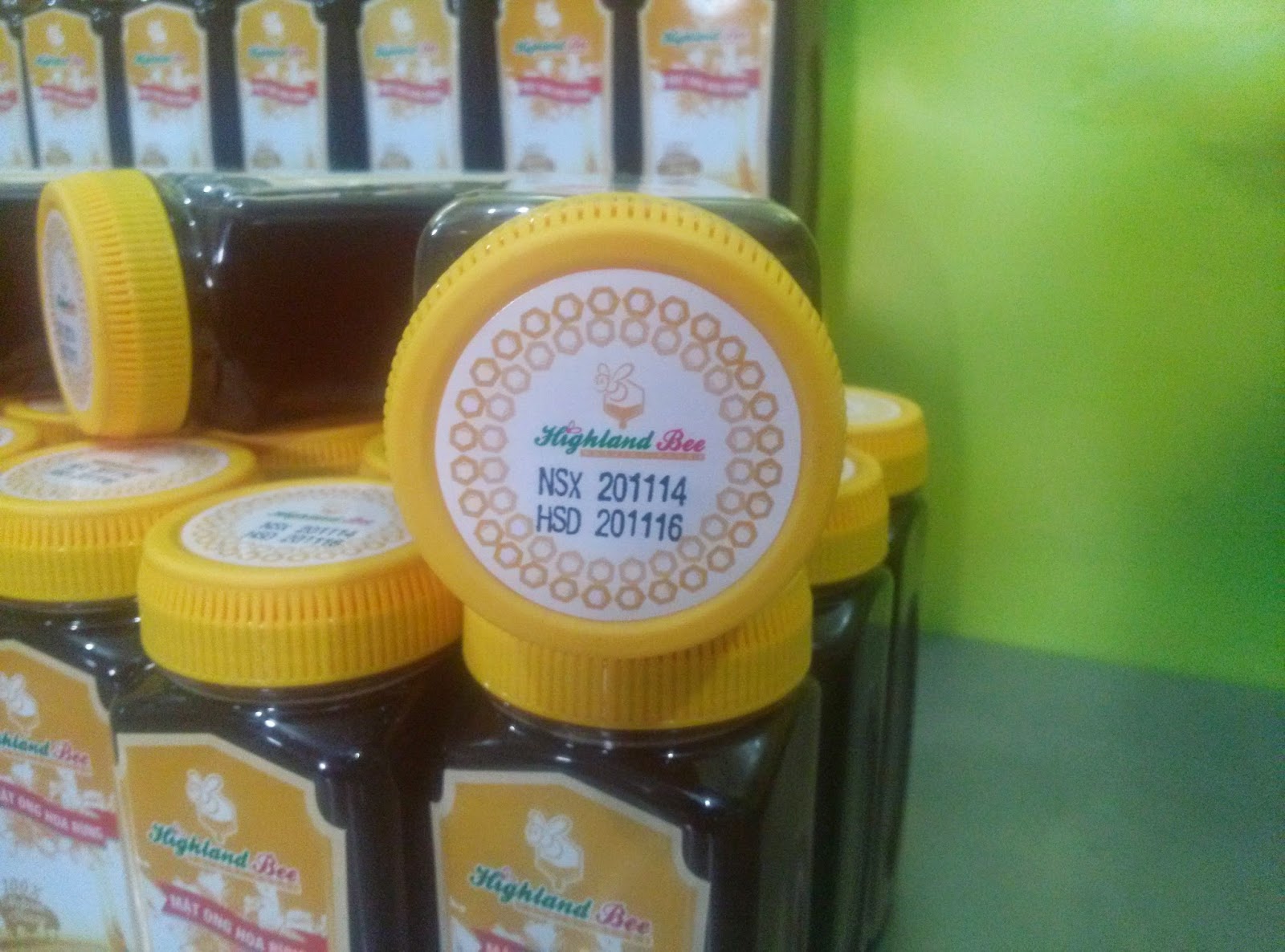 Mật ong nguyên chất Highland Bee hũ PET 700gr - MẬT ONG CAO NGUYÊN ...