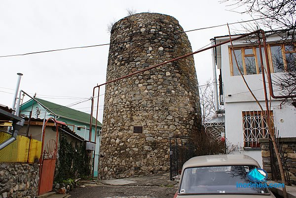 Алушта башня алустон Алушта башня алустон