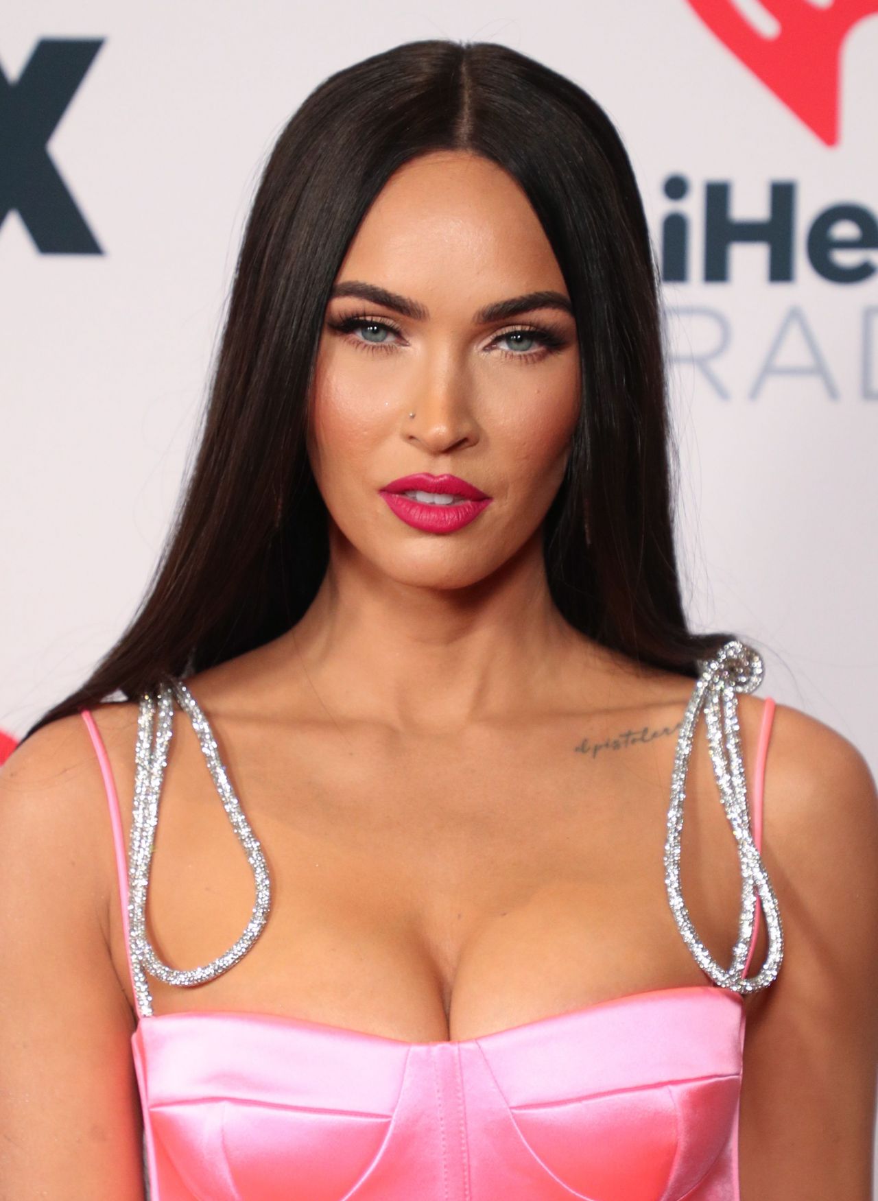 Megan Fox Sizzles In Pink iHeartRadio Music Awards 2021 RitzyStar