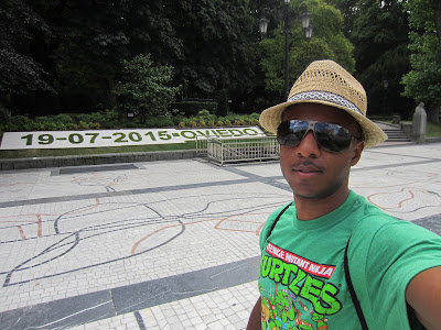 At Campo Fransisco, this rock-and-grass date stamp changed every day