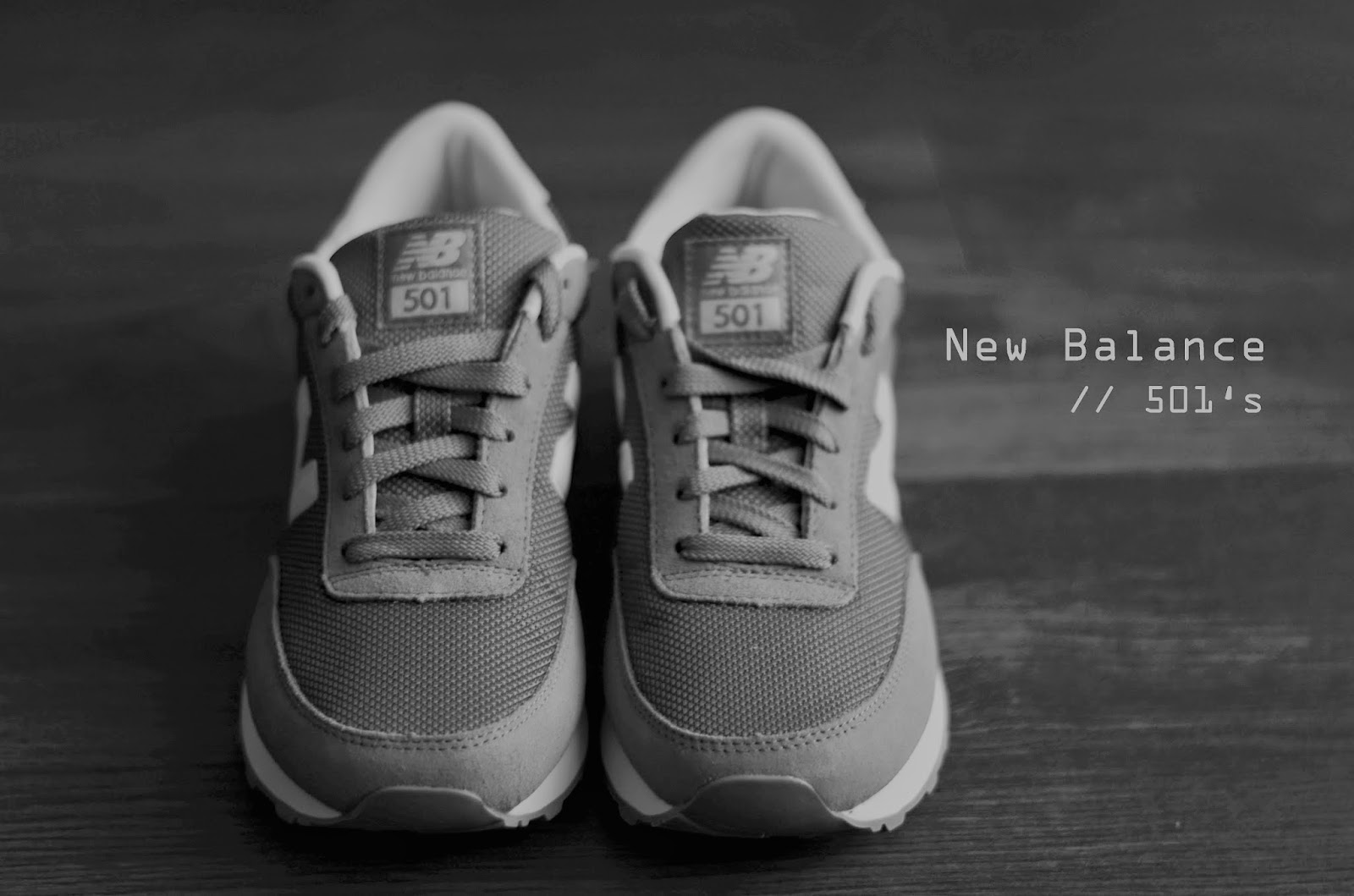 new balance men's classic 993 running shoes