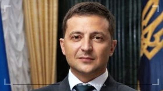 Зеленський заявив, що всі чекають, коли посадять Порошенка Зеленський заявив, що всі чекають, коли посадять Порошенка