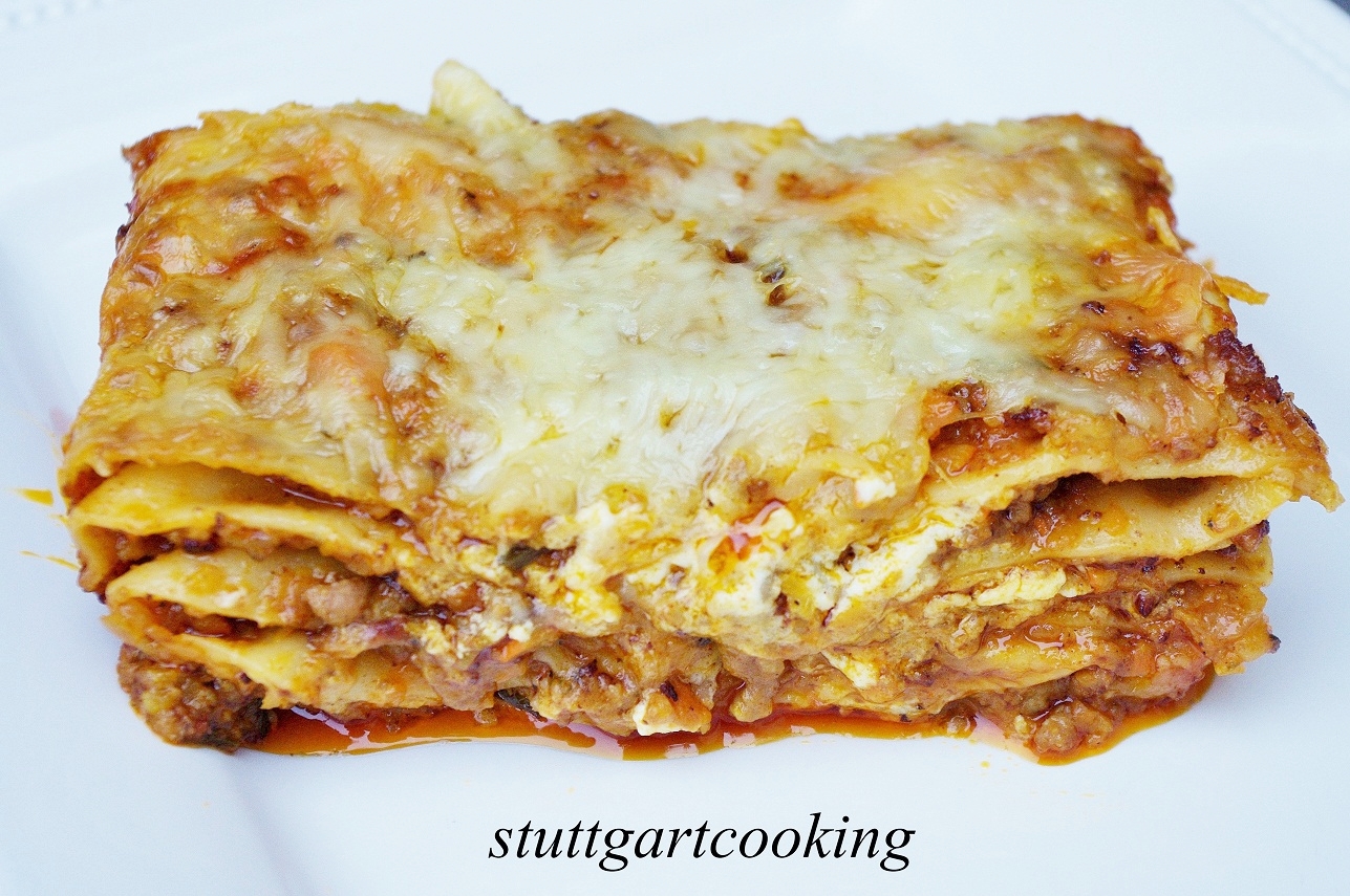 stuttgartcooking: Kürbis-Lasagne mit Curry, Creme fraiche und Hackfleisch