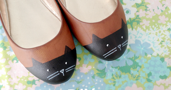 Scathingly Brilliant: DIY cat toe shoes