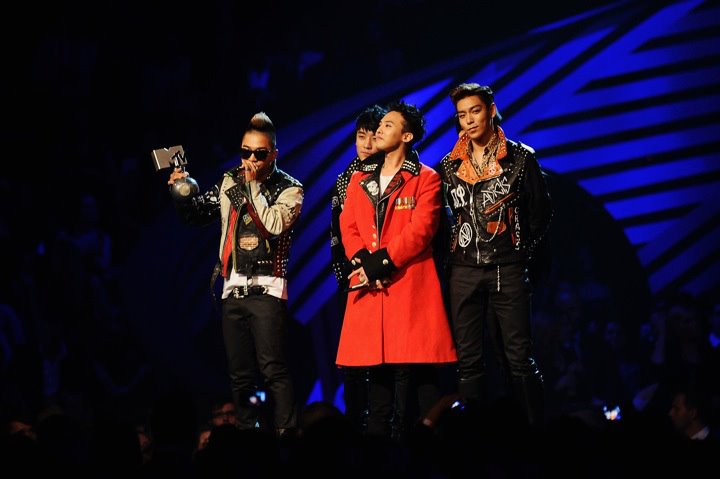 http://1.bp.blogspot.com/-ejIkBLRnqtQ/TrdLiT0MSoI/AAAAAAAAKTc/9W9Tje3C9cI/s1600/bigbang-mtv-ema-4.jpg