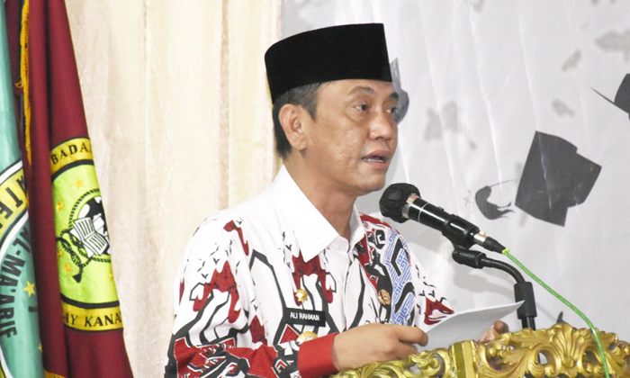Wabup Waykanan Harapkan Wisudawan STAI Al Ma’arif  Sumbangkan Ilmunya Bagi Daerah
