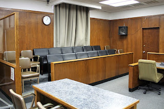 https://commons.wikimedia.org/wiki/File:Jury_box_in_the_courtroom_of_the_Van_Buren_County_Courthouse_in_Clinton,_Arkansas.jpg